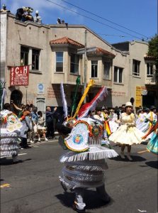 tiny travel chick's carnaval airbnb 2017 male dancers