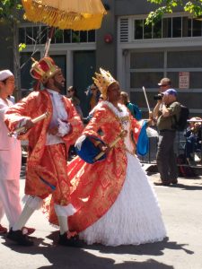 tiny travel chick travel experience carnaval king queen