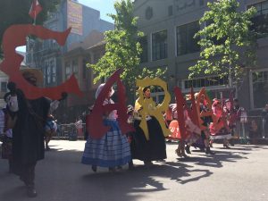 tiny travel chick travel experience mission carnaval san francisco