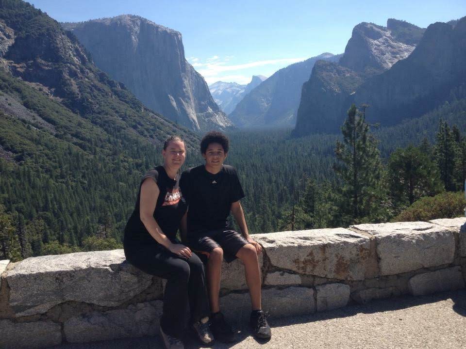 tiny travel chick amazing travel yosemite tunnel view