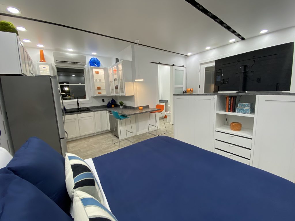 tiny travel chick prefab container house tiny house 