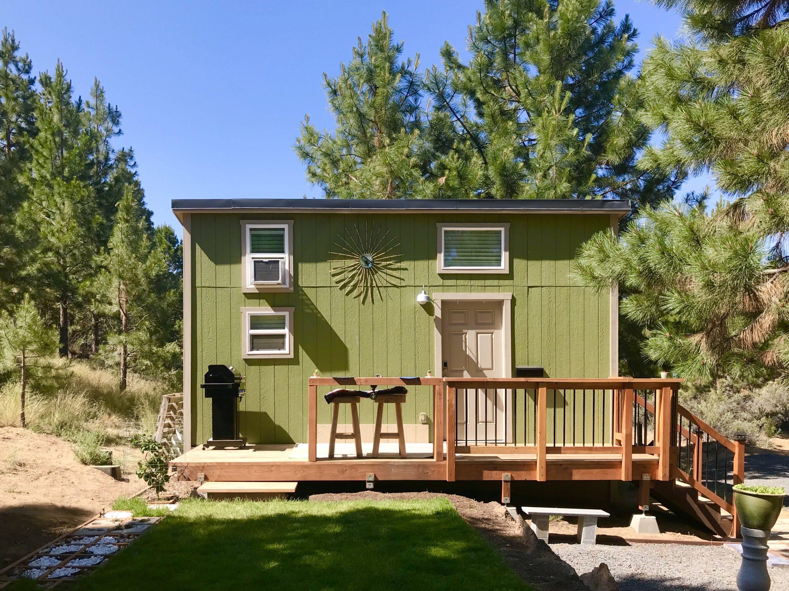 A Tiny House Airbnb for Nature Lovers in the Heart of Oregon! Tiny
